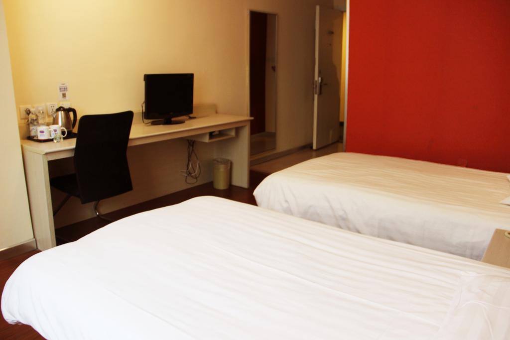 Hanting Hotel Beijing Workers' Stadium Room photo